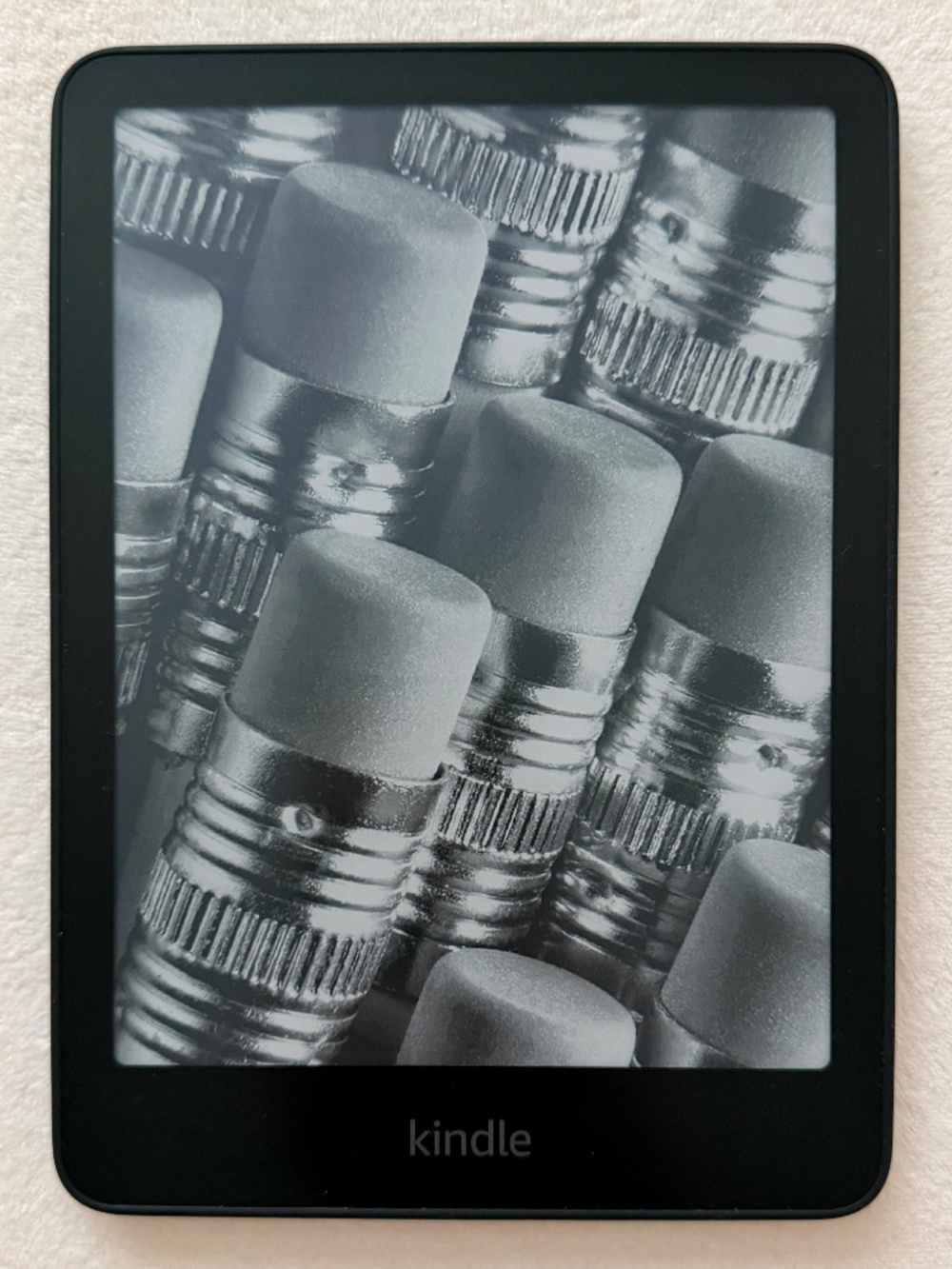 Amazon Kindle Paperwhite (2024) - Black 16GB - Picture 2 of 7